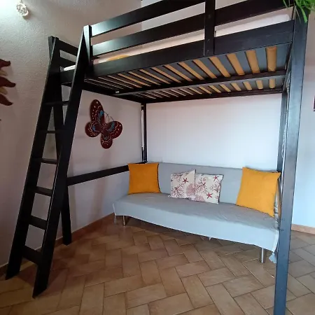 Apartment Milli House Badesi